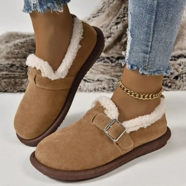 WOMEN’S PLUSH ROUND TOE SLIP-ON FLAT