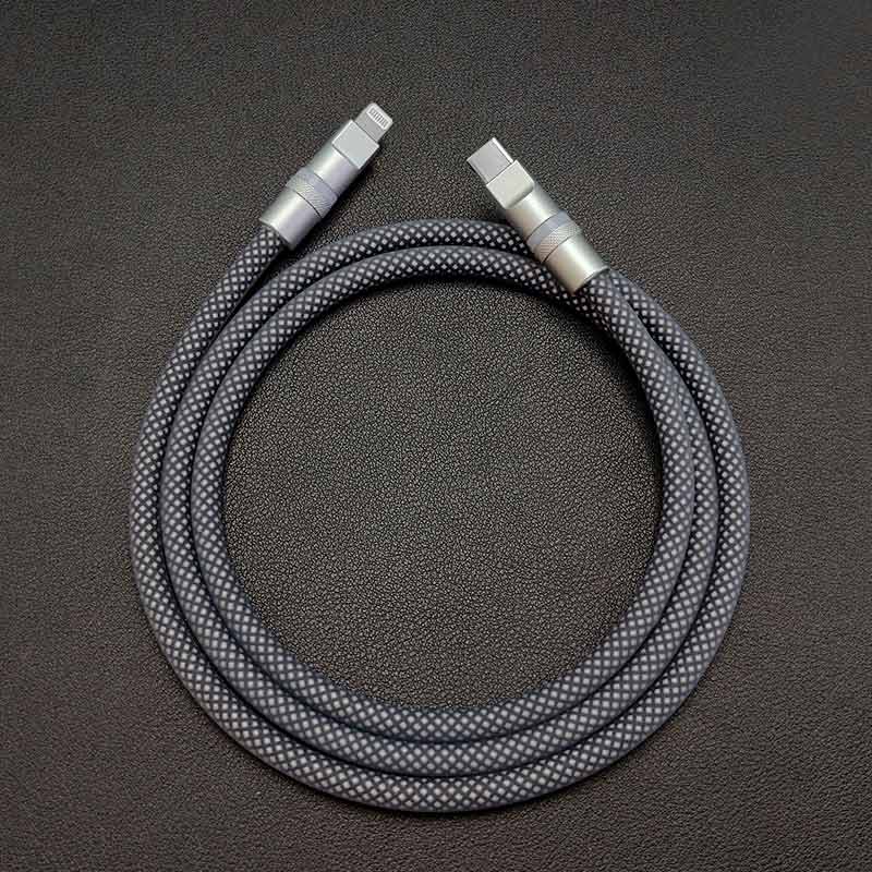 “Neon Chubby” Fast Charge Cable With Smart Light