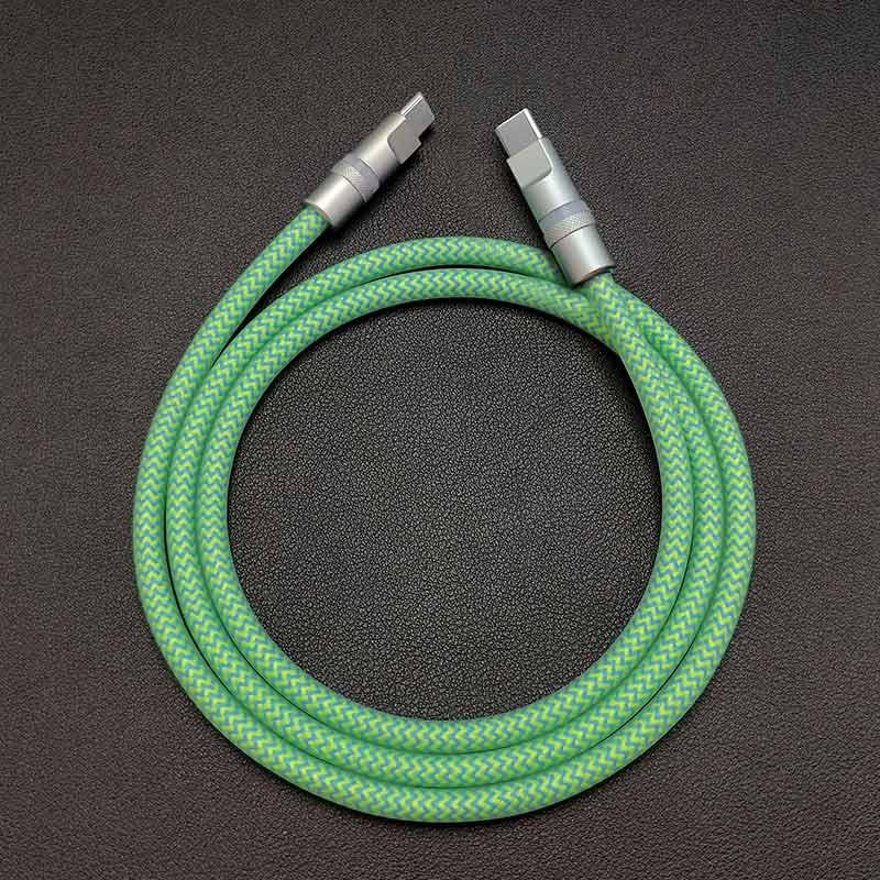 “Neon Chubby” Fast Charge Cable With Smart Light