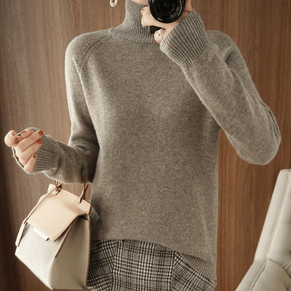 Women’s Solid Turtleneck Knit Sweater